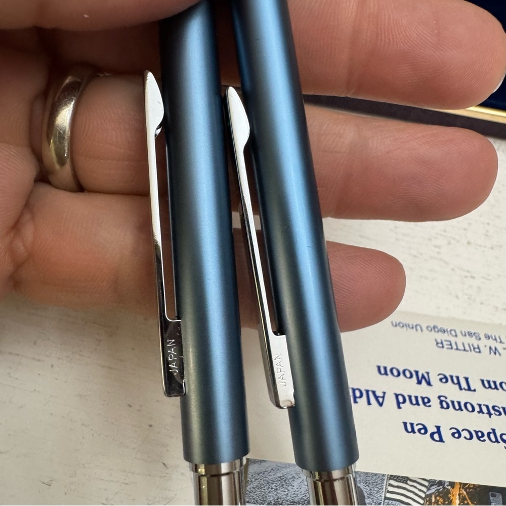 Vintage Futura by Fisher Space Pen & Pencil Set in Blue and Silver - Picture 8 of 16